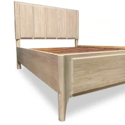 Aria Bed