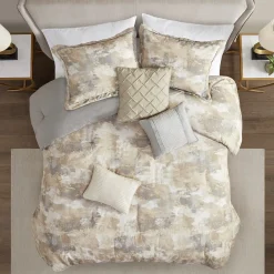 Beacon Comforter Set