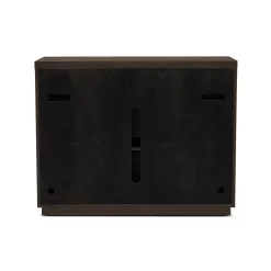 Harriet Chest