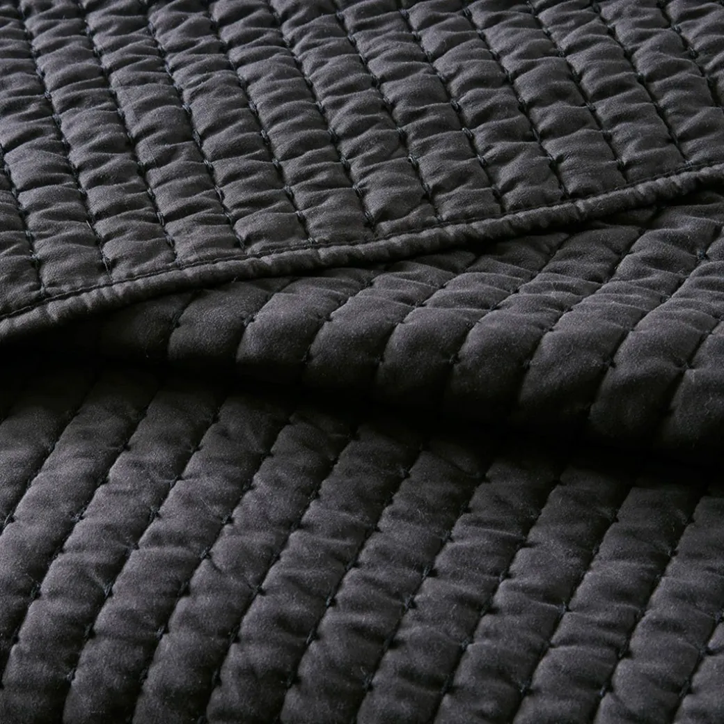 Keaton Black Coverlet Set