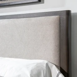 Outlook Bed